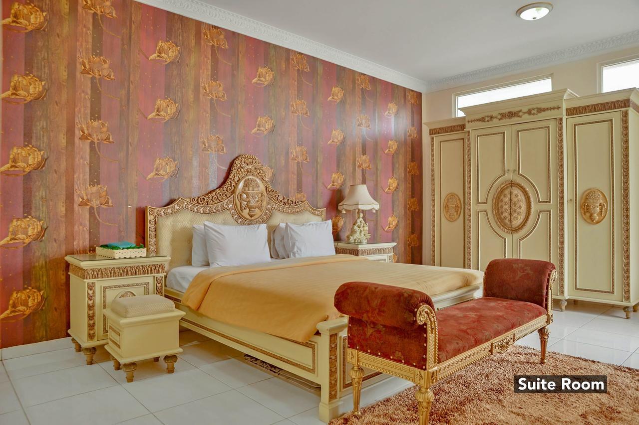 Narapati Syariah Hotel